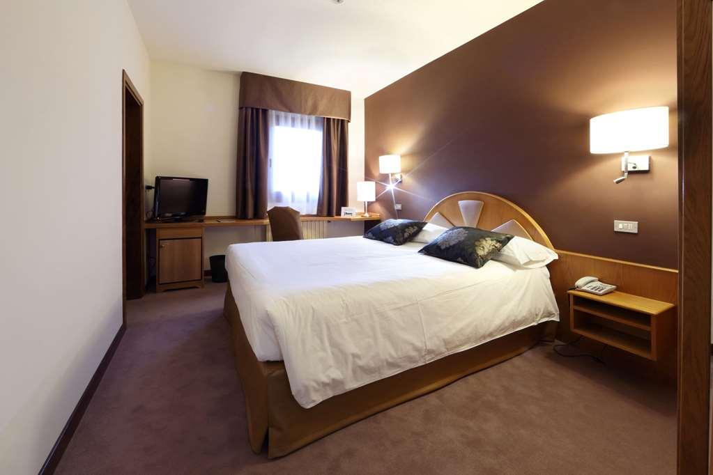 Hotel Doriguzzi Feltre Quarto foto
